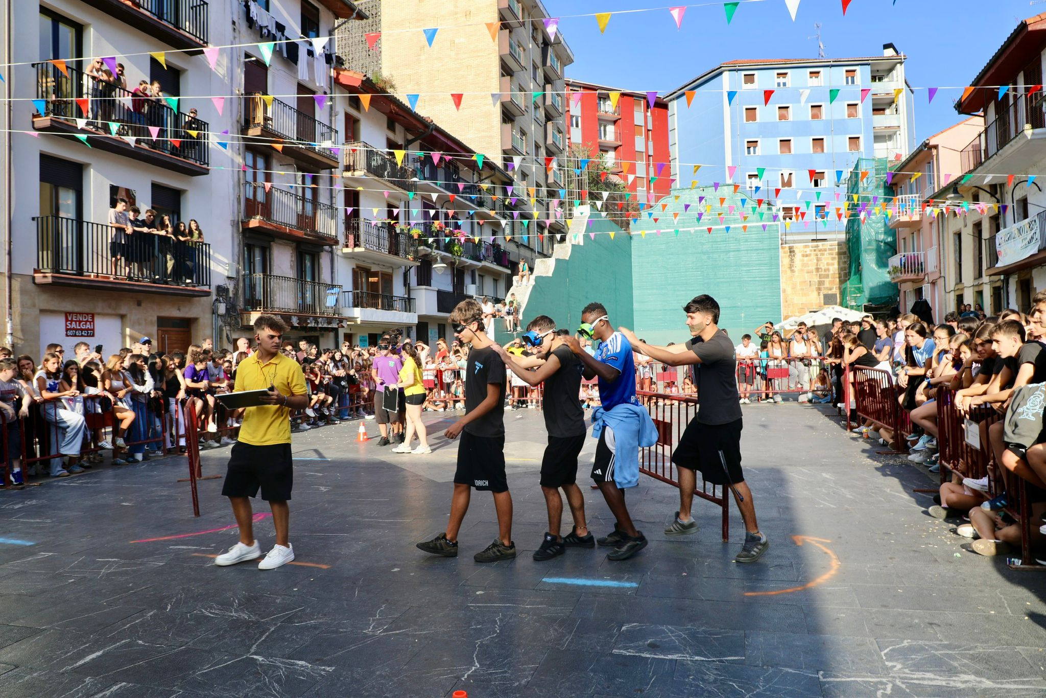 2025eko Santixauetako txarangen jolasak Orbe Kardinala plazan | Juegos de txarangas de los Santiagos 2025 en la plaza Cardenal Orbe