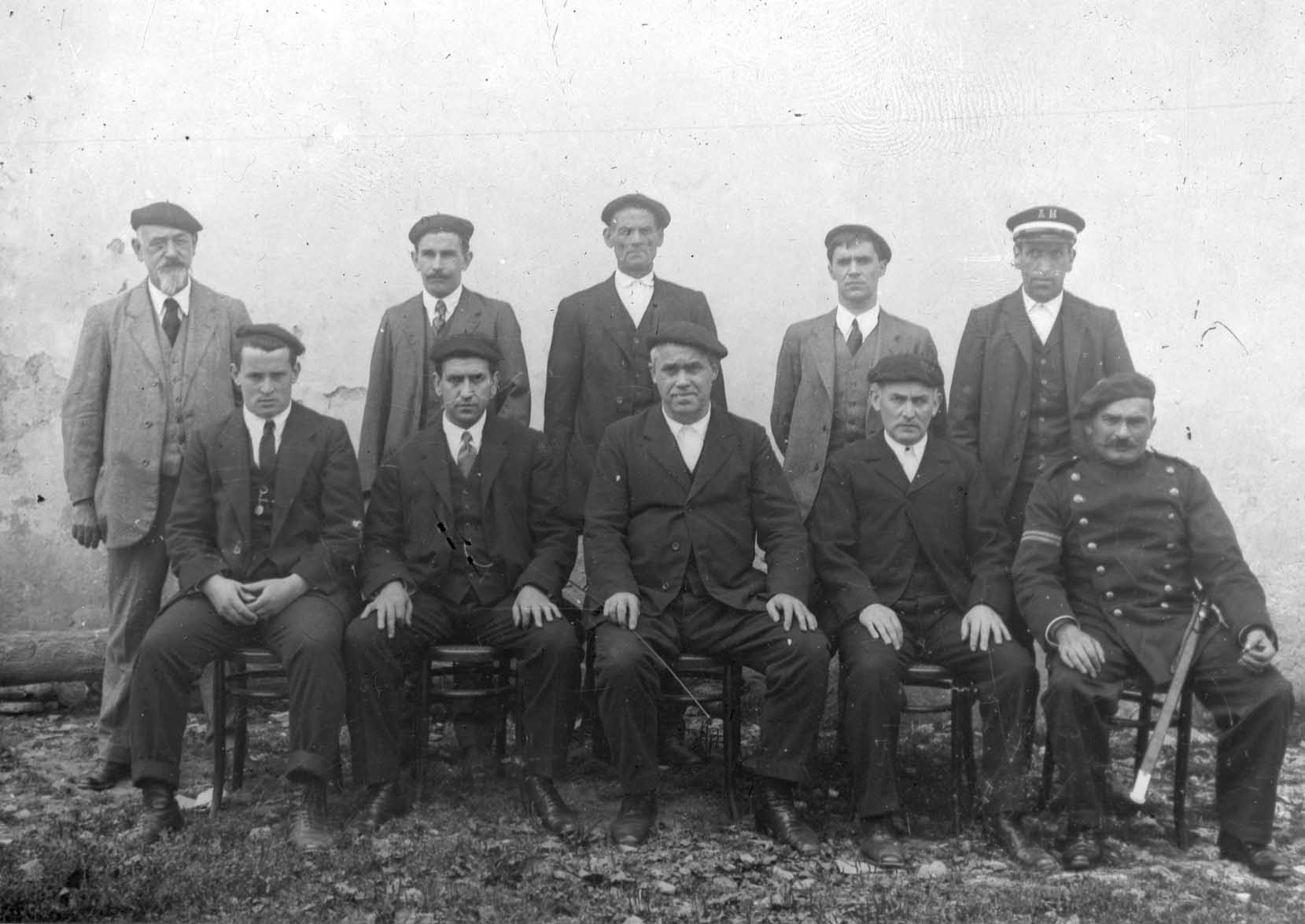 Alcalde y Concejales de Ermua en 1919