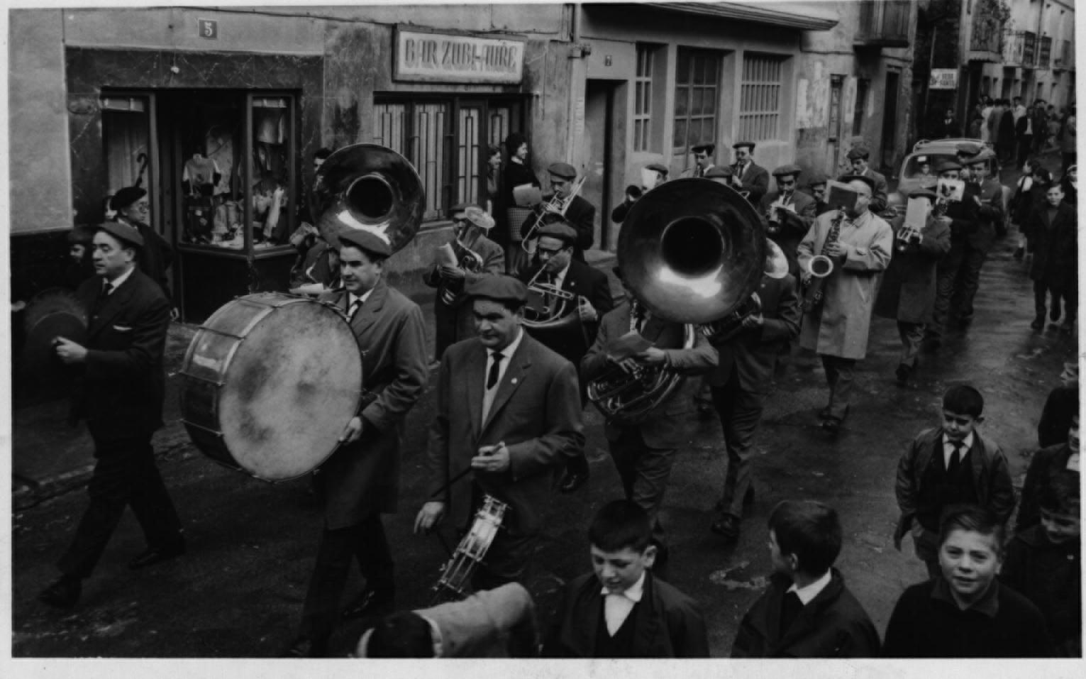 Banda de música en Zubiaurre