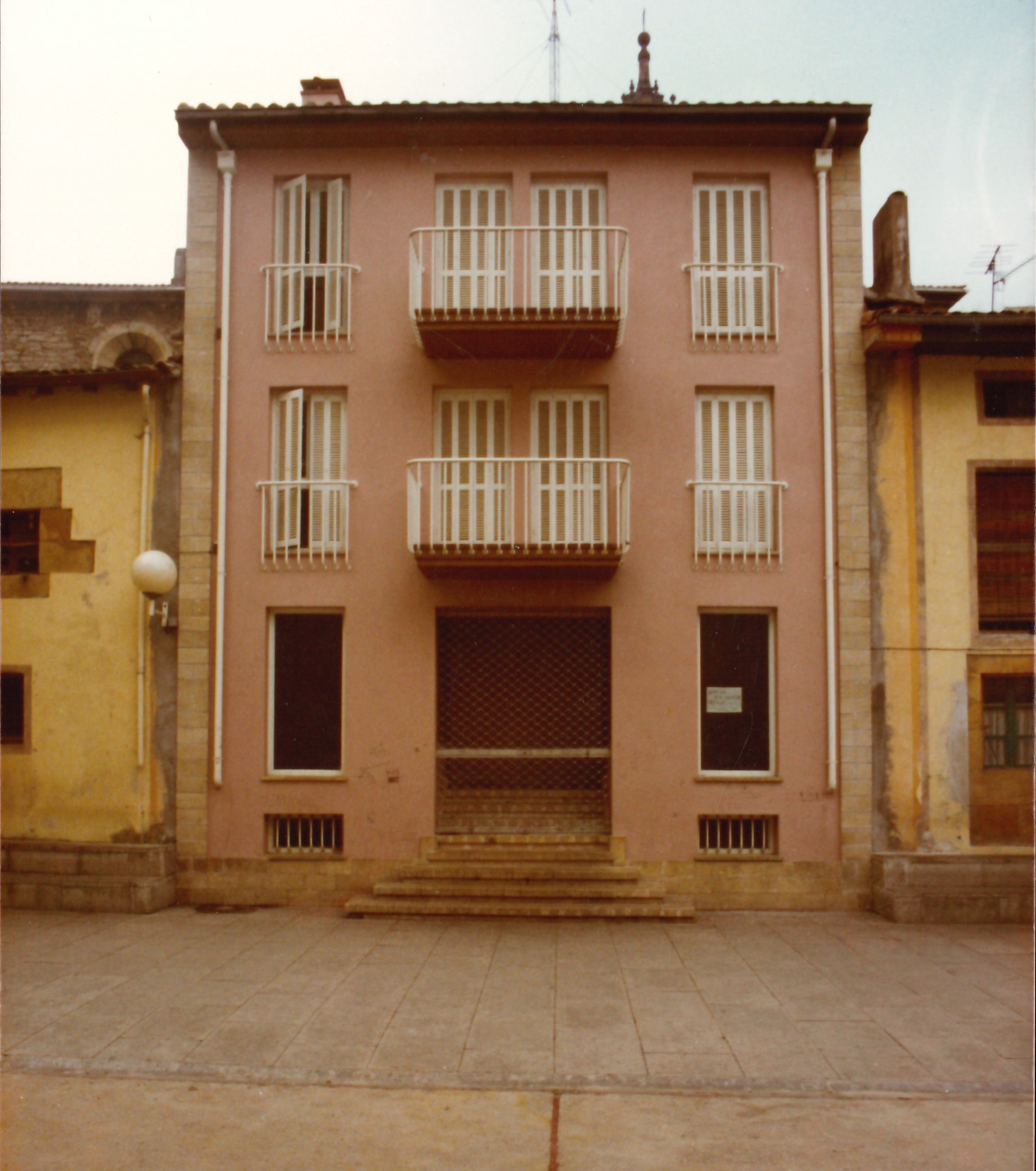 Casa en Plaza Cardenal Orbe. Etxebizitza Orbe Kardinal Plazan kalean