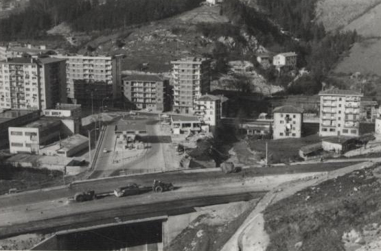 Construcción de la autopista en San Lorenzo