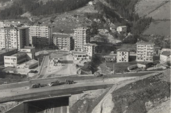 Construcción de los accesos de la Autopista en San Lorenzo