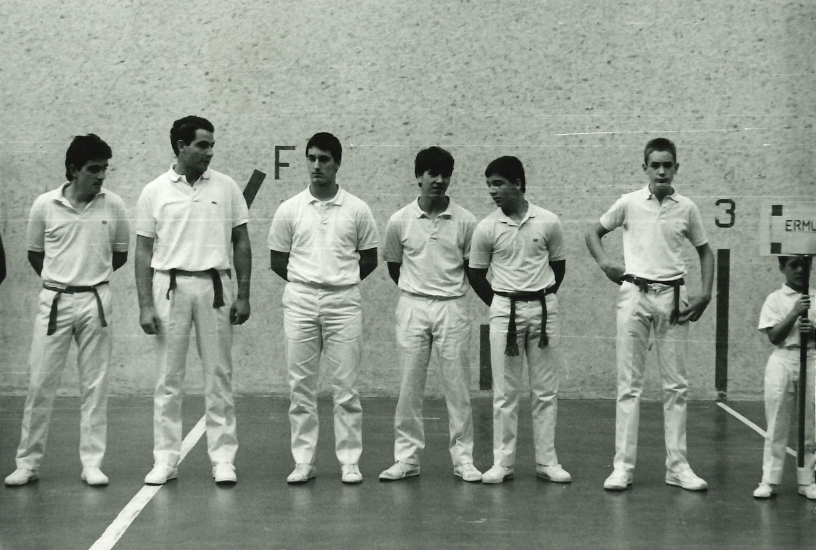 FI 23. XII torneo interpueblos de pelota a mano. XII herriarteko esku pilota txapelketa. FI 23. XII torneo interpueblos de pelota a mano. XII herriarteko esku pilota txapelketa.