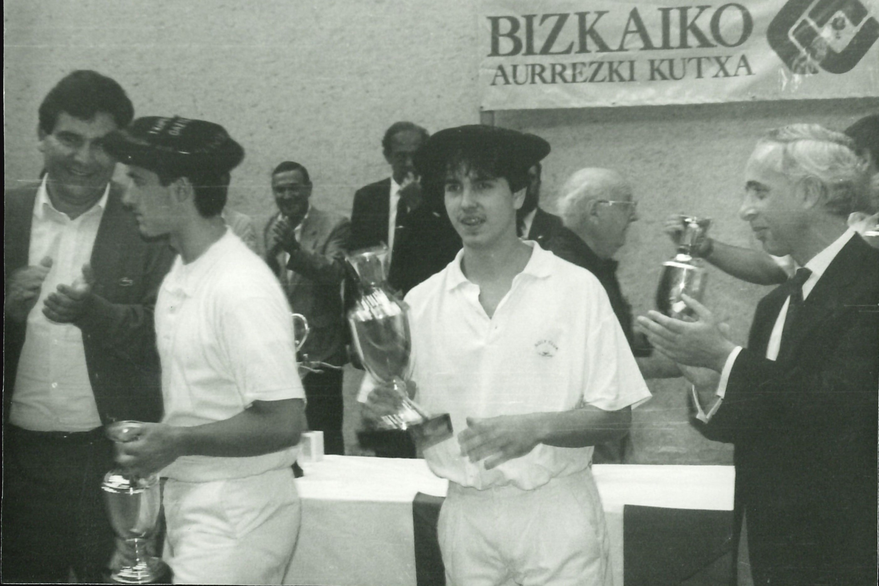 FI 29. XII torneo interpueblos de pelota a mano. XII herriarteko esku pilota txapelketa. FI 29. XII torneo interpueblos de pelota a mano. XII herriarteko esku pilota txapelketa.