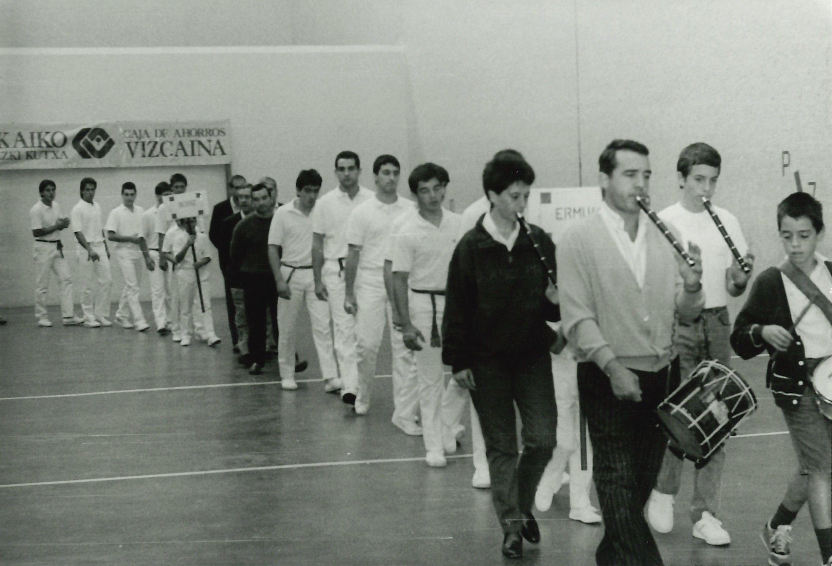 FI 32. XII torneo interpueblos de pelota a mano. XII herriarteko esku pilota txapelketa. FI 32. XII torneo interpueblos de pelota a mano. XII herriarteko esku pilota txapelketa.