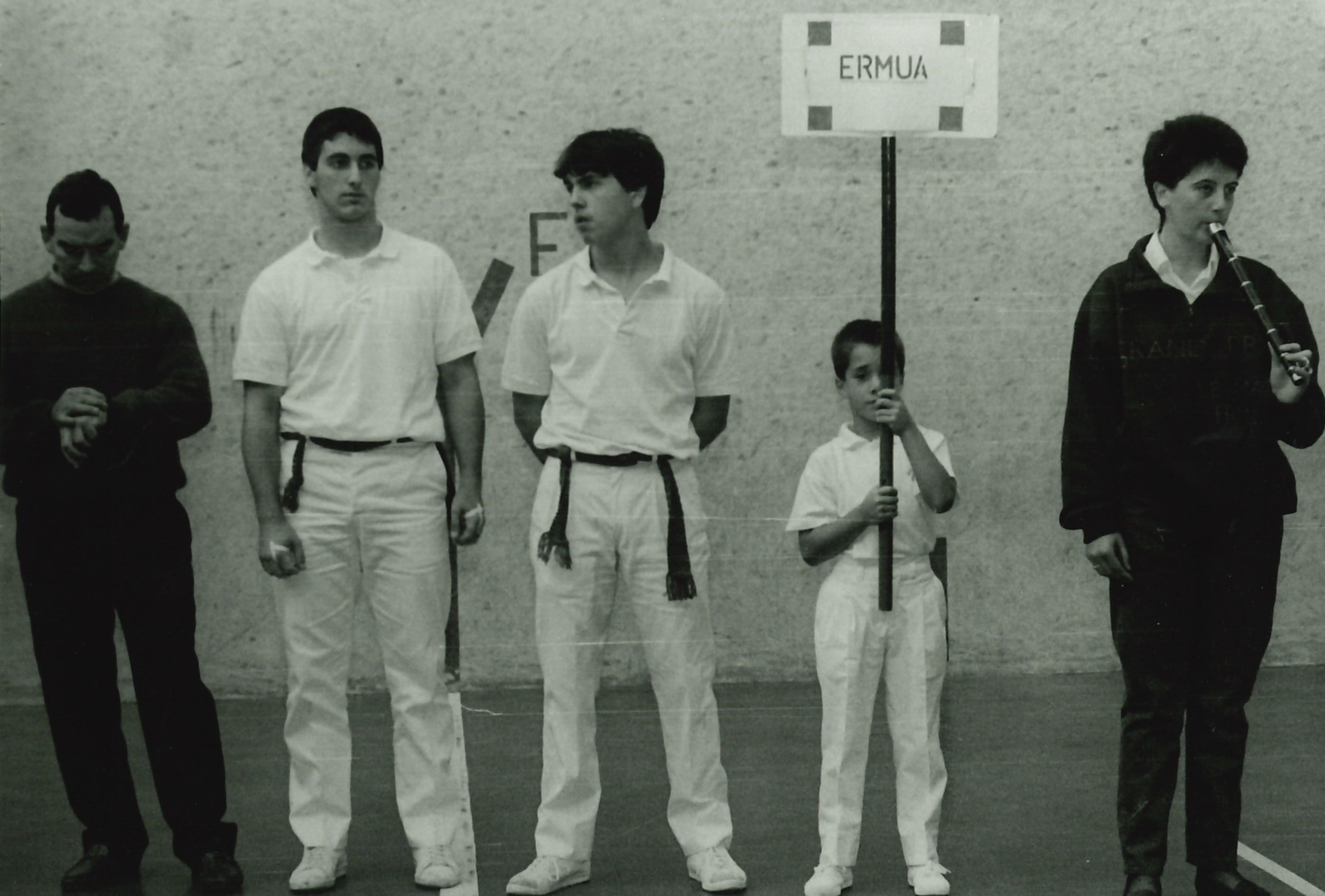 FI14. XII torneo interpueblos de pelota a mano. XII herriarteko esku pilota txapelketa. FI14. XII torneo interpueblos de pelota a mano. XII herriarteko esku pilota txapelketa.