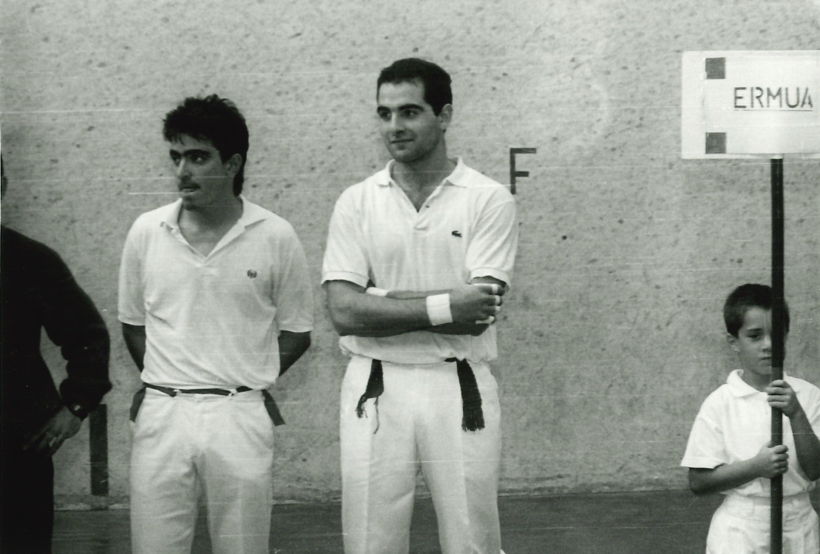 FI5. XII torneo interpueblos de pelota a mano. XII herriarteko esku pilota txapelketa. FI5. XII torneo interpueblos de pelota a mano. XII herriarteko esku pilota txapelketa.