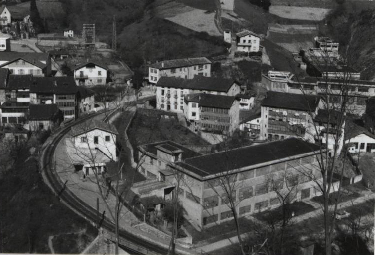 La estación de tren, Domaco y el barrio de la estación