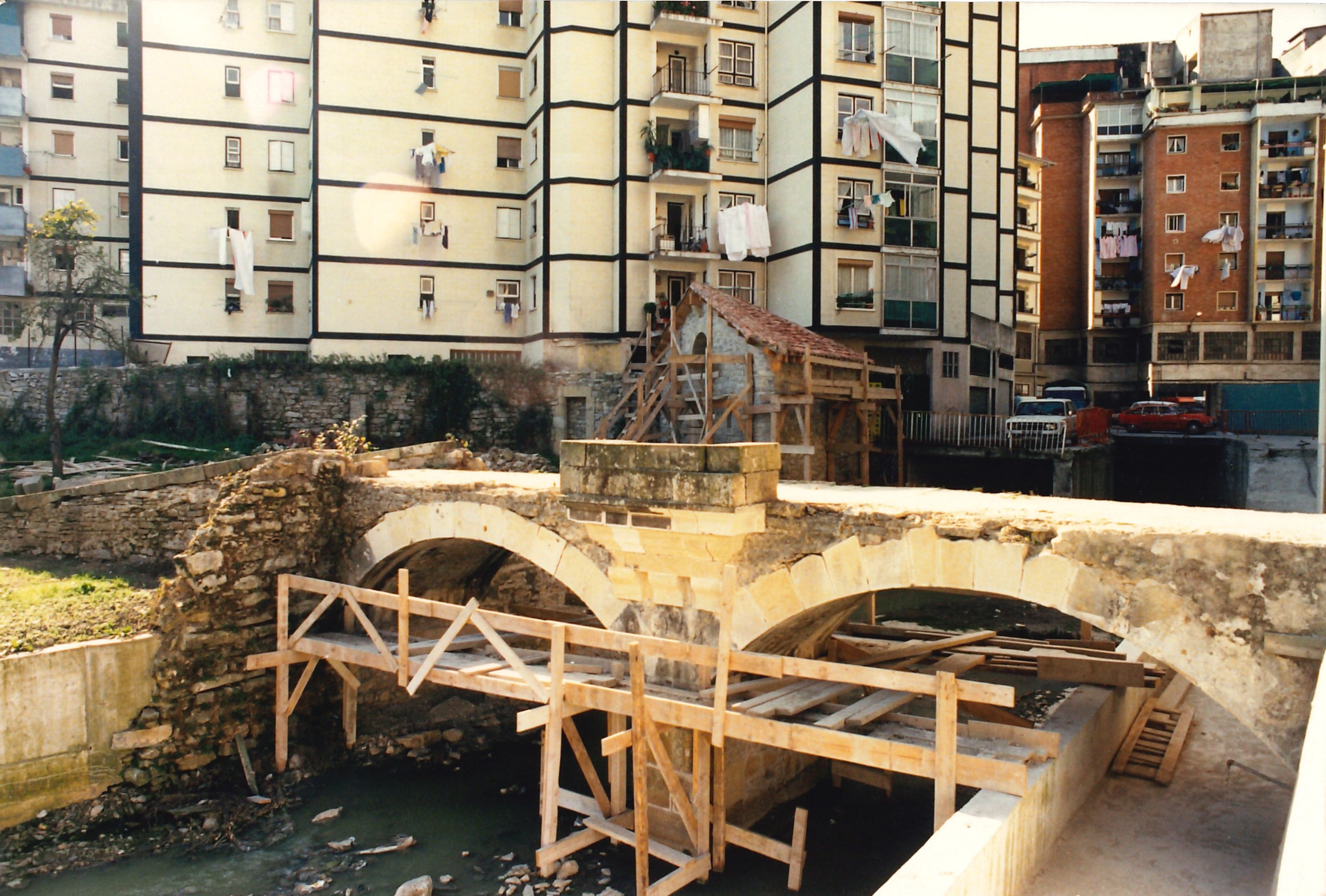 Obras puente Marqués de Valdespina. Marques de Valdespinako parkean egindako zubiaren obrak.