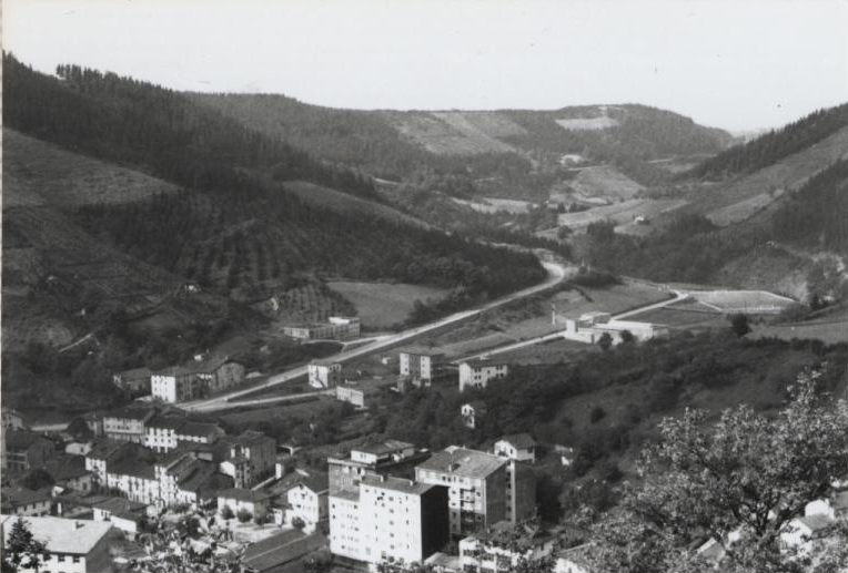 Panorámica de Ermua desde Artarrai