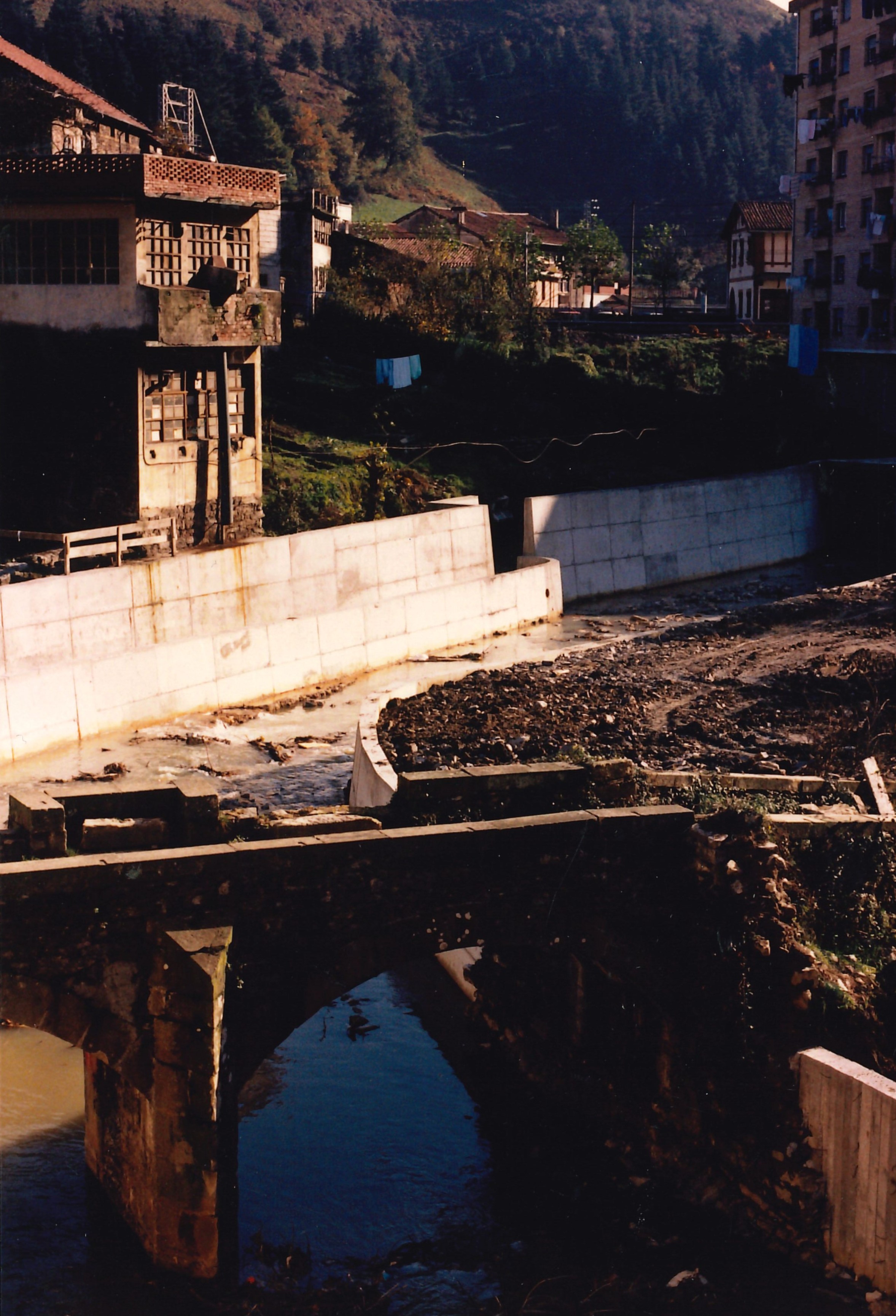 Puente Marqués de Valdespina. Zubia Valdespinako Markesan