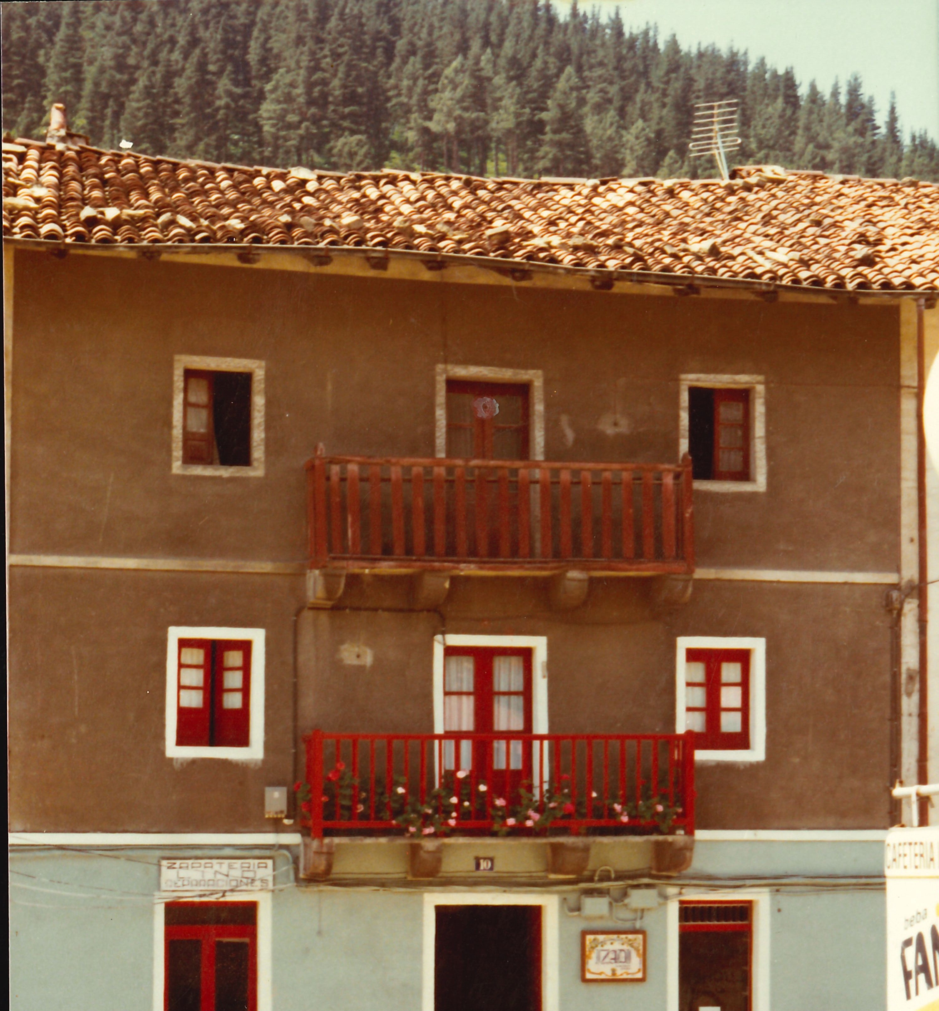 Torteroanekoa (etxea) Izelaieta 10. zk. Torteroanekoa (casa) en Izelaieta núm. 10.