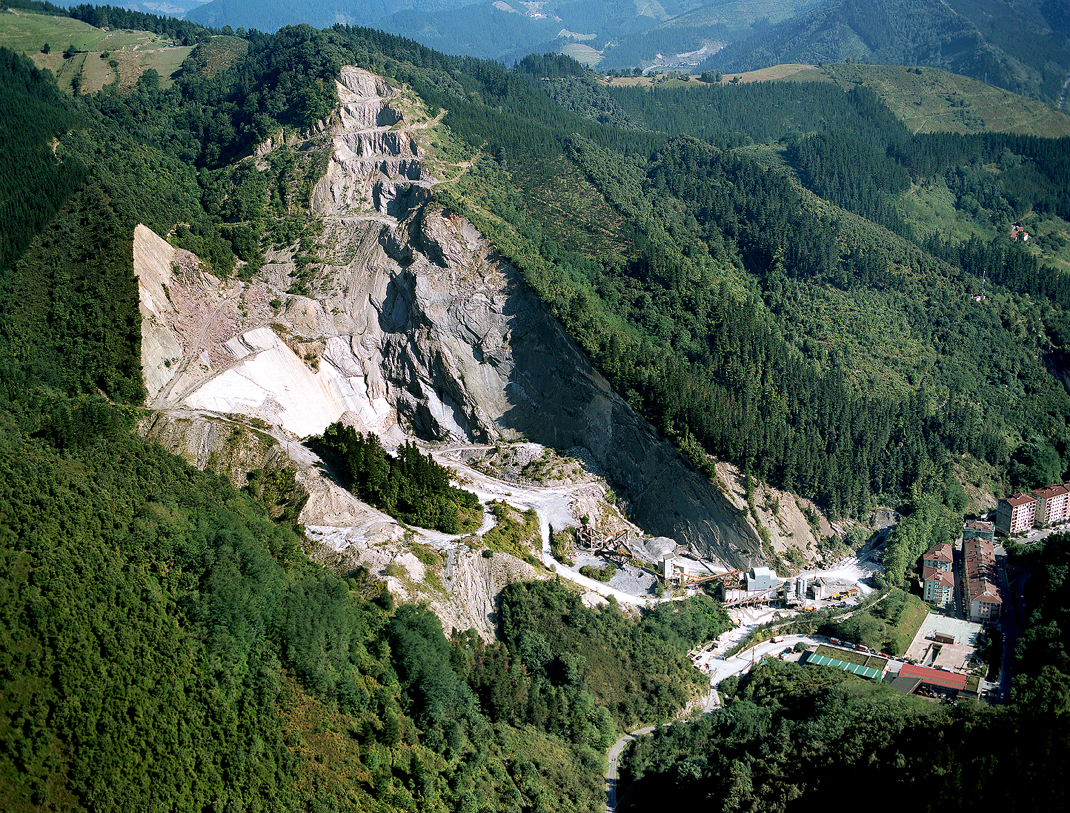 Vista de la cantera de Okinzuri