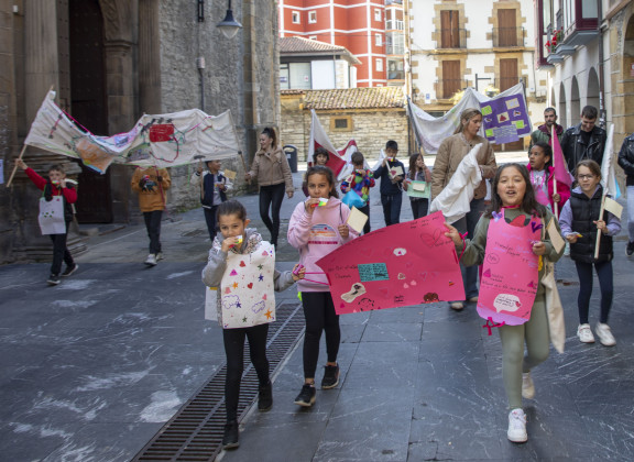 Aldarrikapen ibilaldia, Ermuko Haurren Kontseilua 2024/2025 | Caminata reivindicativa, Consejo de la Infancia de Ermua 2024/2025