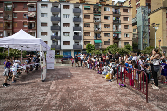 Umeen Kontseiluak antolatutako kanpaldia - Acampada infantil organizada por el Consejo de la Infancia