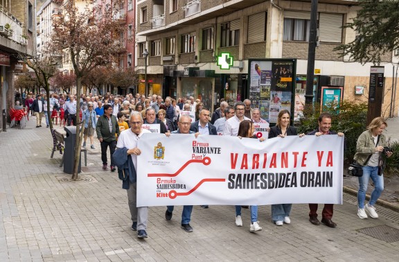 La cabeza de la marcha en Zubiaurre