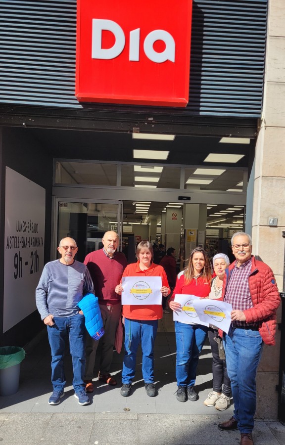 Entrega del sello Somos Amigables a Supermercados Dia San Pelayo