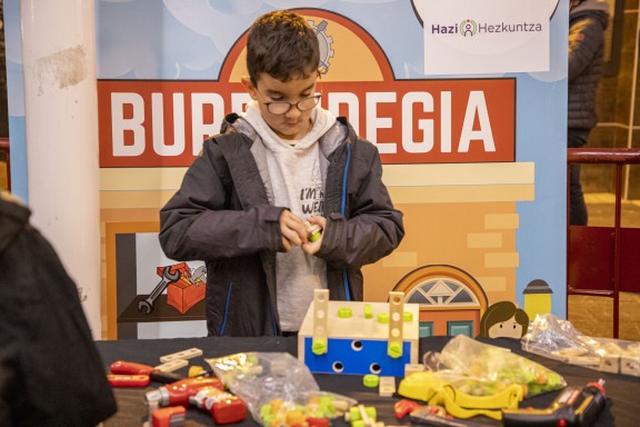 Día Internacional de las Ciudades Educadoras - Hiri Hezitzaileen Nazioarteko Eguna