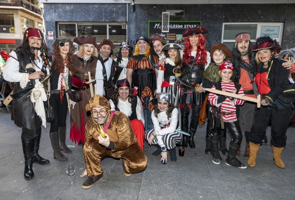 Grupo de piratas...