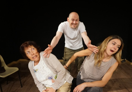 Elenco de la obra de teatro Fue en abril