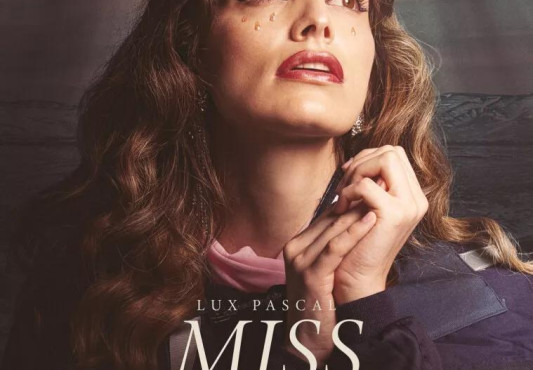 Miss Carbón filmaren kartela