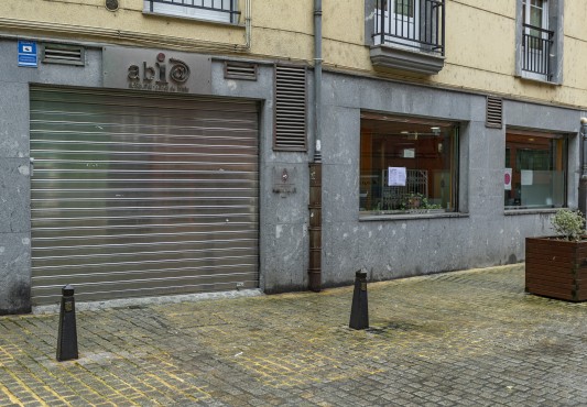 Abiapuntu con la puerta cerrada