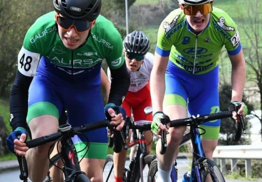 Aimar en un momento de la carrera enruta
