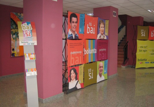 Exposición de la campaña "Yo sí" "Ni bai" de Bolunta