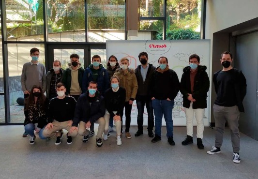 Grupo de estudiantes IMH en Izarra