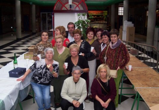 Grupo voluntarios/as de la AECC de Ermua