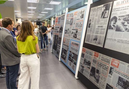 Jiménez detalla los murales