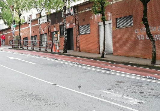 La acera frente a la Beer Station