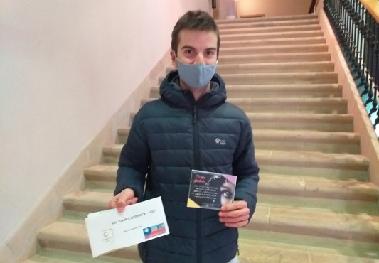 'Matematikako klasean ere ez naiz zure begiradan adina galtzen'