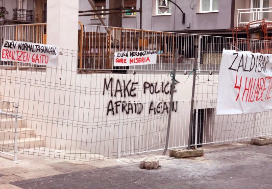 Pintada del frontal del kiosko