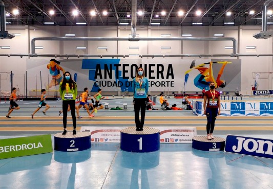 Podio mujeres en la categoría Sub20 Antequera 2021