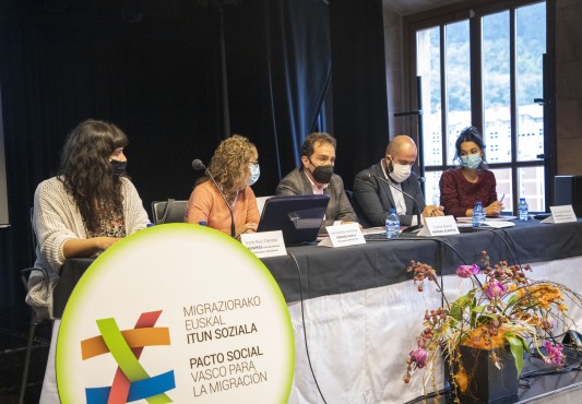 Presentación del estudio 'Trabajadoras del hogar, cuidadoras y otras realidades'