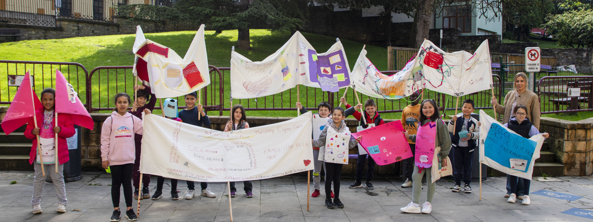 Taldeko argazkia, Ermuko Haurren Kontseilua 2024/2025 | Consejo de la Infancia de Ermua 2024/2025, foto de grupo