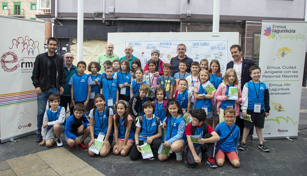 Foto de grupo del V Consejo de la Infancia 2021/2022