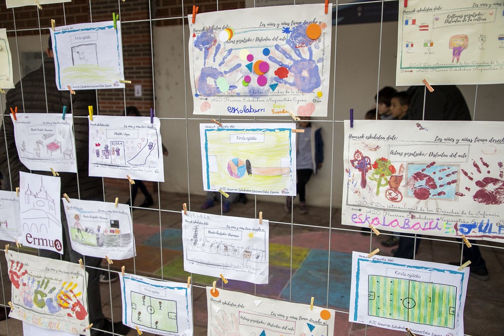 Dibujos del 20N realizados por el alumnado ermuarra