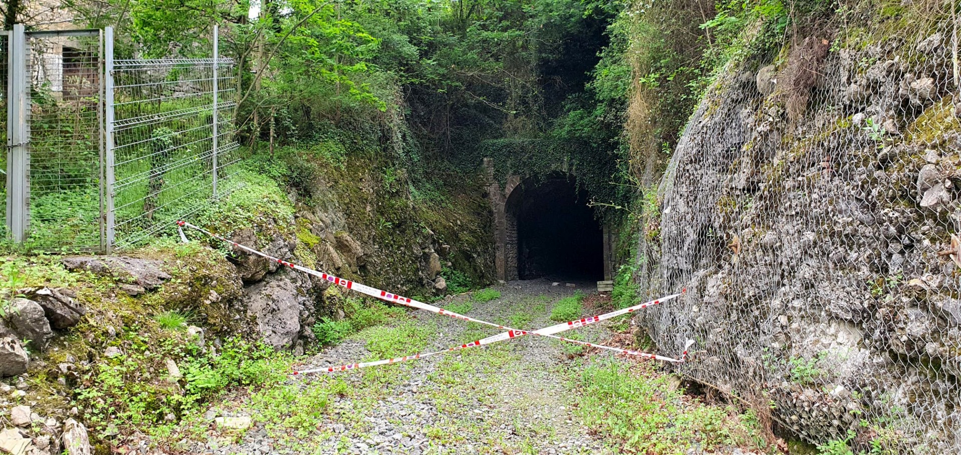 Antiguo recorrido del tren por Avenida Gipuzkoa