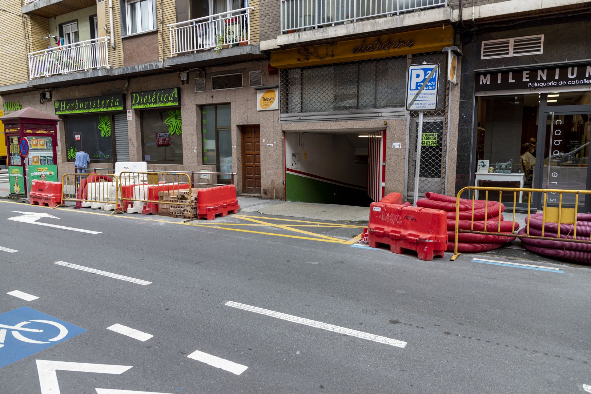 Detalle del material y de la zona de trabajo