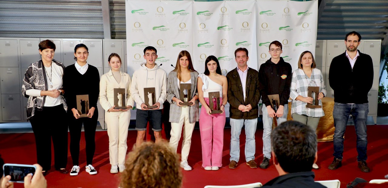 El colegio y el alumnado de San Pelayo reconocidos por divulgar la memoria y los DDHH El colegio y el alumnado de San Pelayo reconocidos por divulgar la memoria y los DDHH