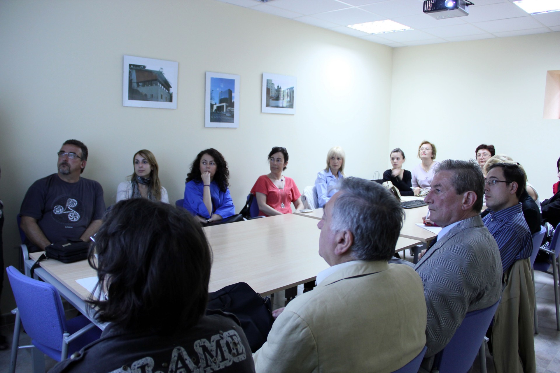 El concejal J.L.Araujo recibió a la delegación El concejal J.L.Araujo recibió a la delegación