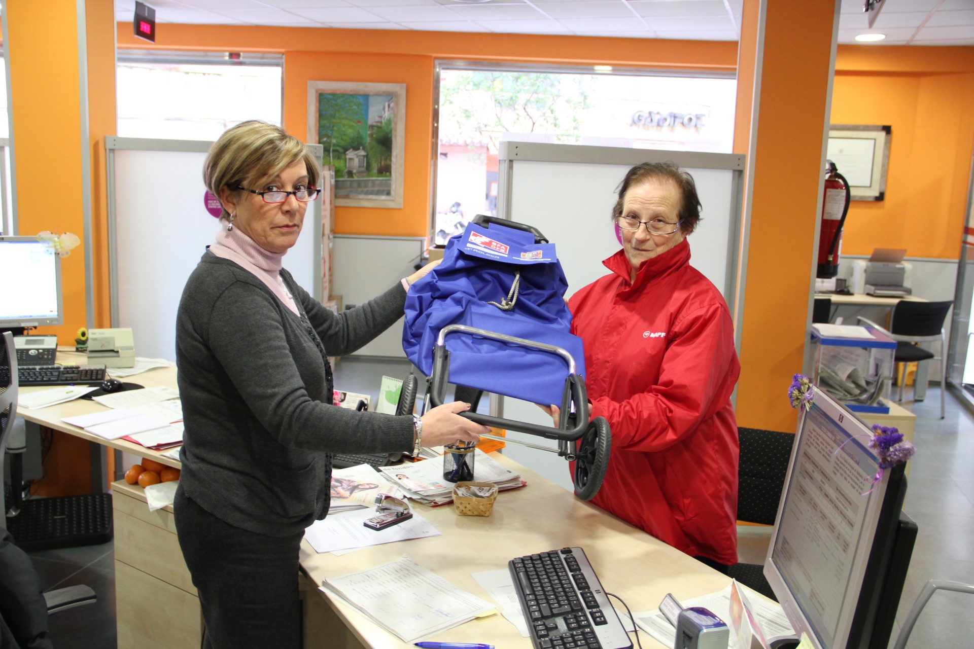 Entrega de carros de compra