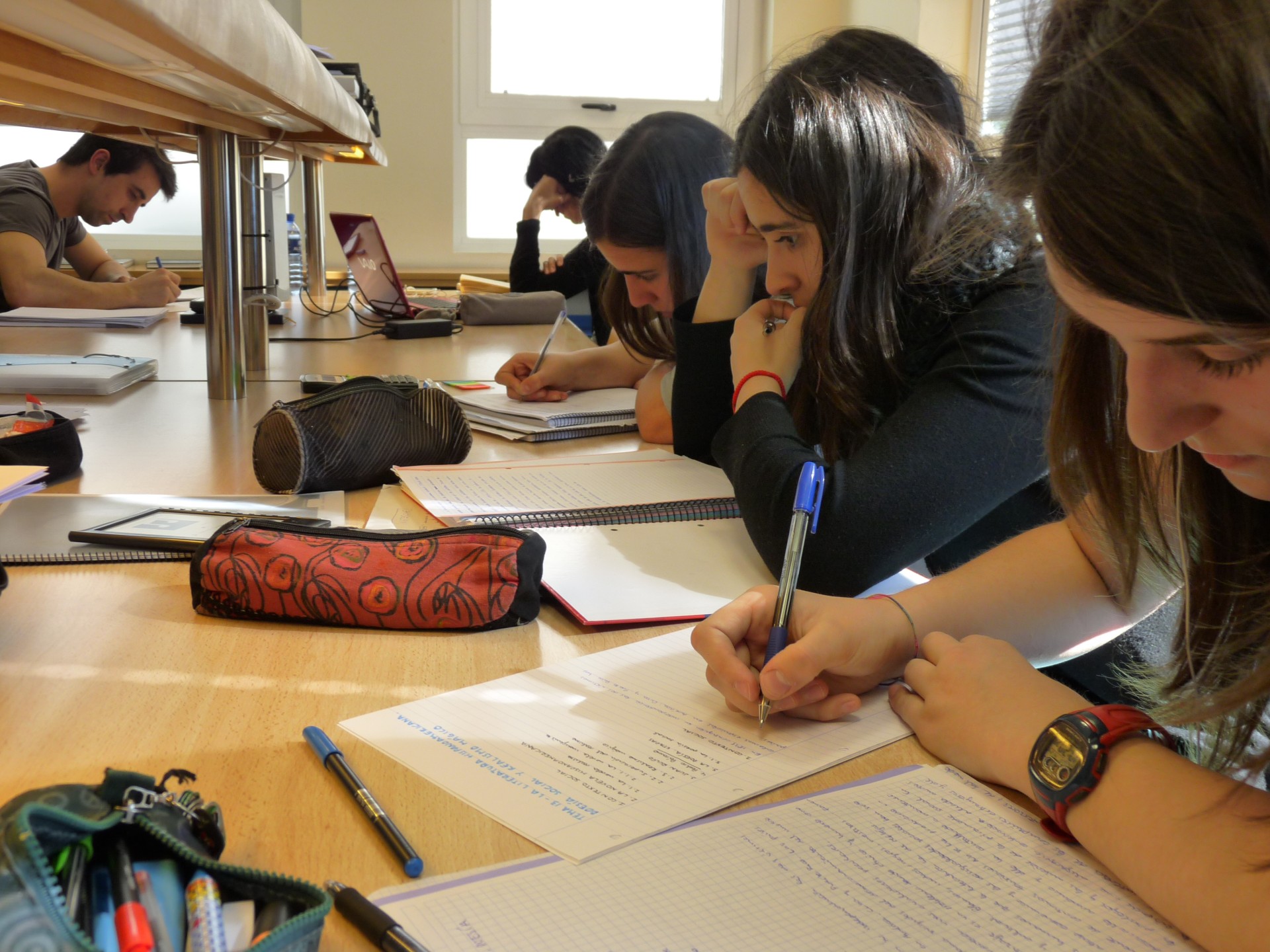 Estudiantes en la Biblioteca