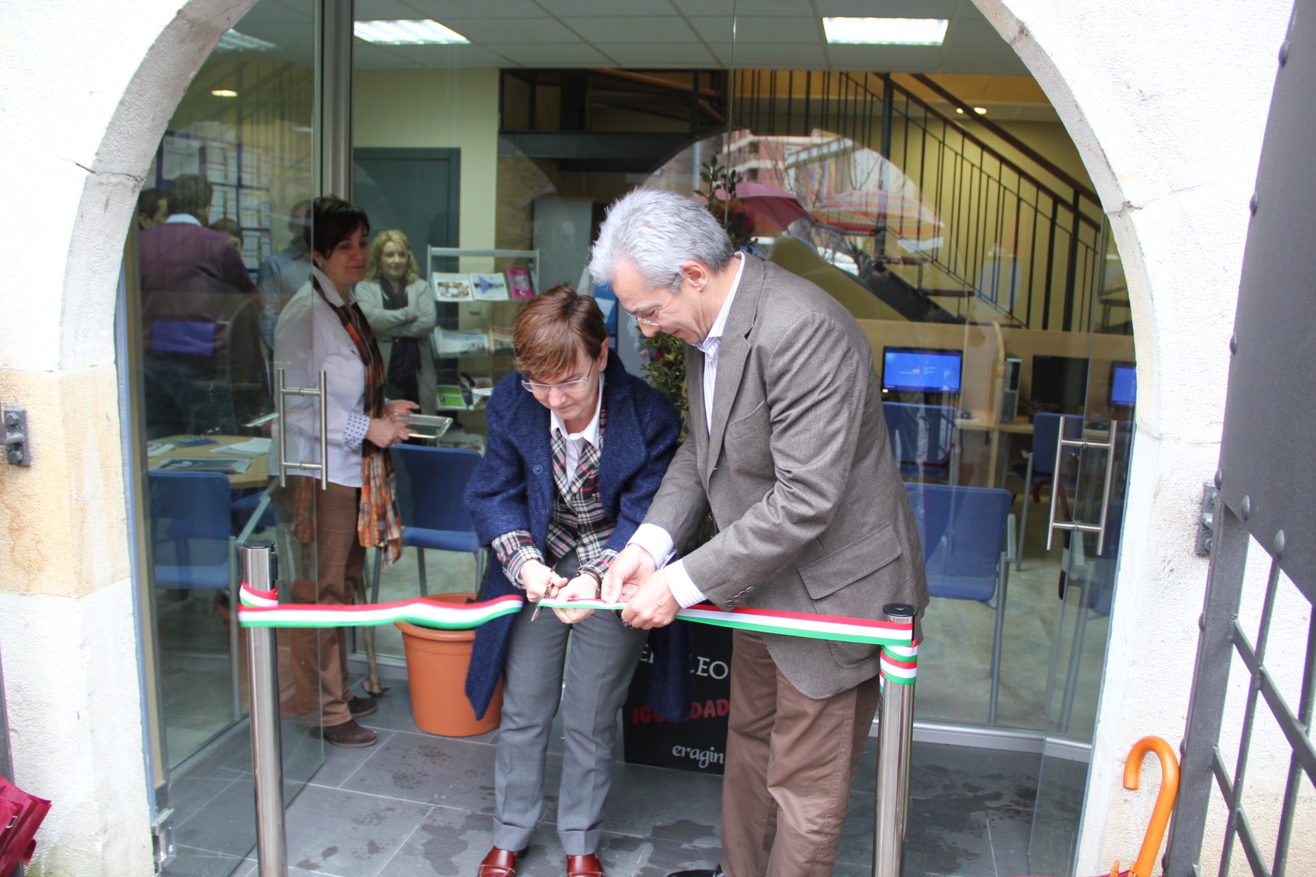 Inauguración nuevo Centro de Empleo de Ermua Inauguración nuevo Centro de Empleo de Ermua