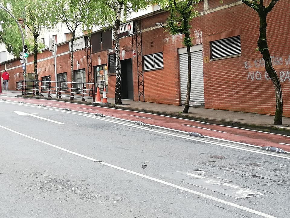 La acera frente a la Beer Station