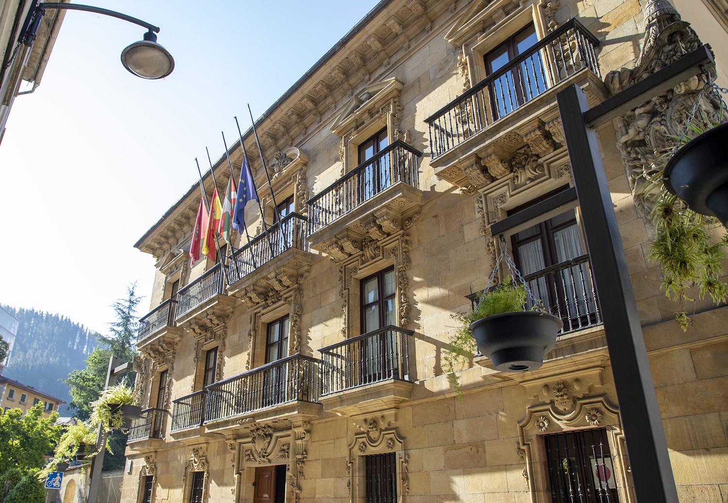 Luto oficial por los fallecidos por Covid-19