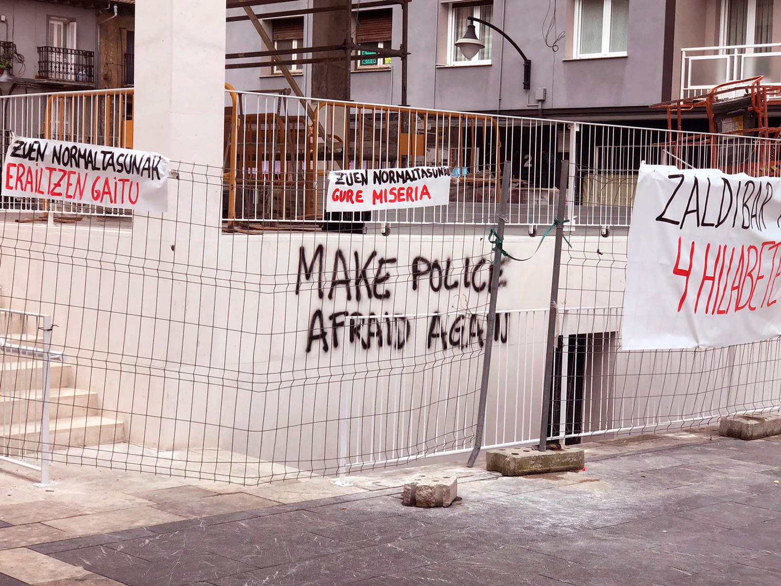 Pintada del frontal del kiosko