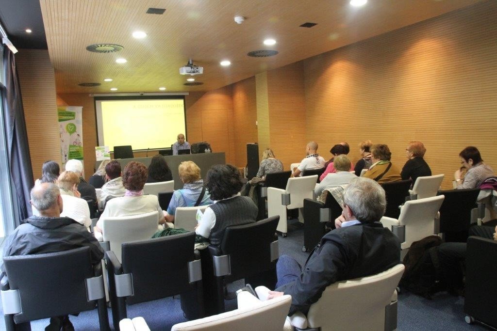 Presentación Ermua Mugi! en Izarra Centre